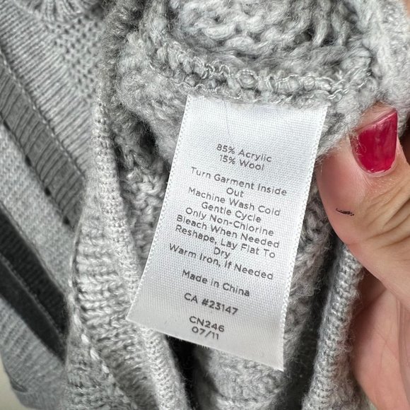 TALBOTS Wool Belnd Grey Cowl Neck Ponch Size L/XL - Picture 6 of 11